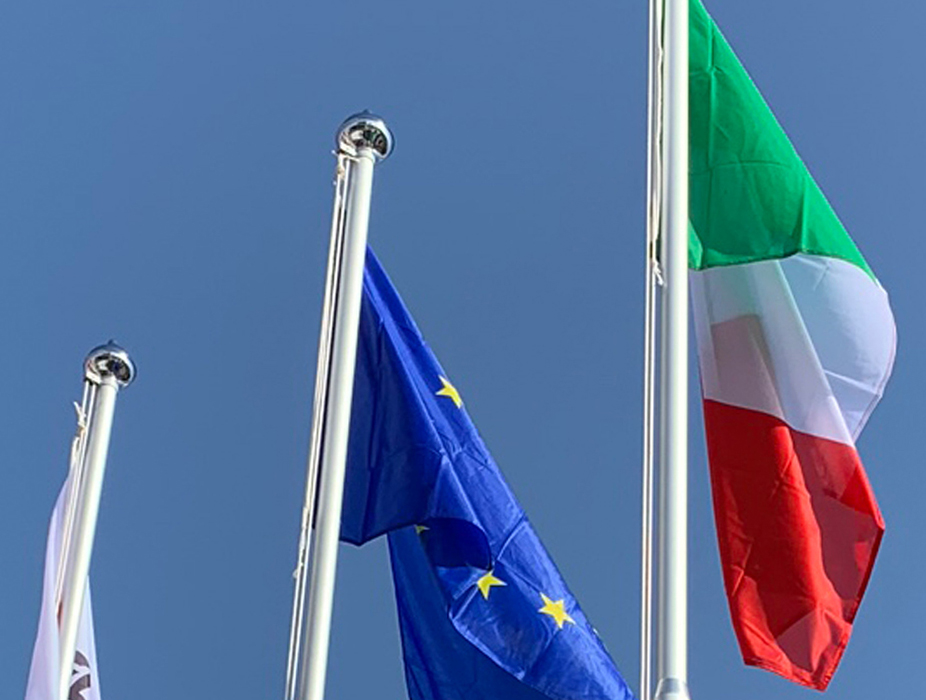 Asta bandiere? Come scegliere i materiali